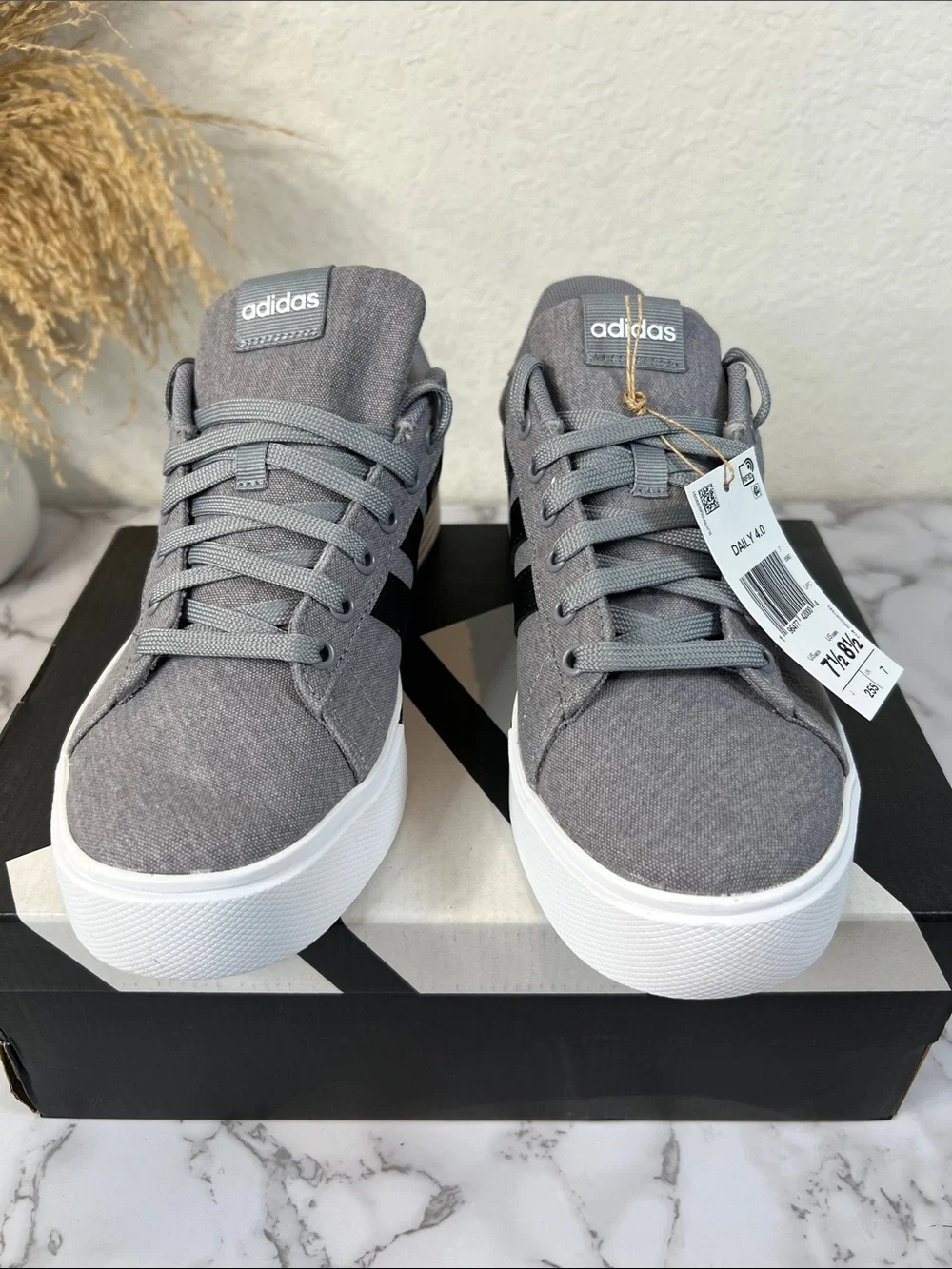 Adidas Daily 3.0 Grey Black Shoes Size 7.5 Men’s / 8.5 Women’s